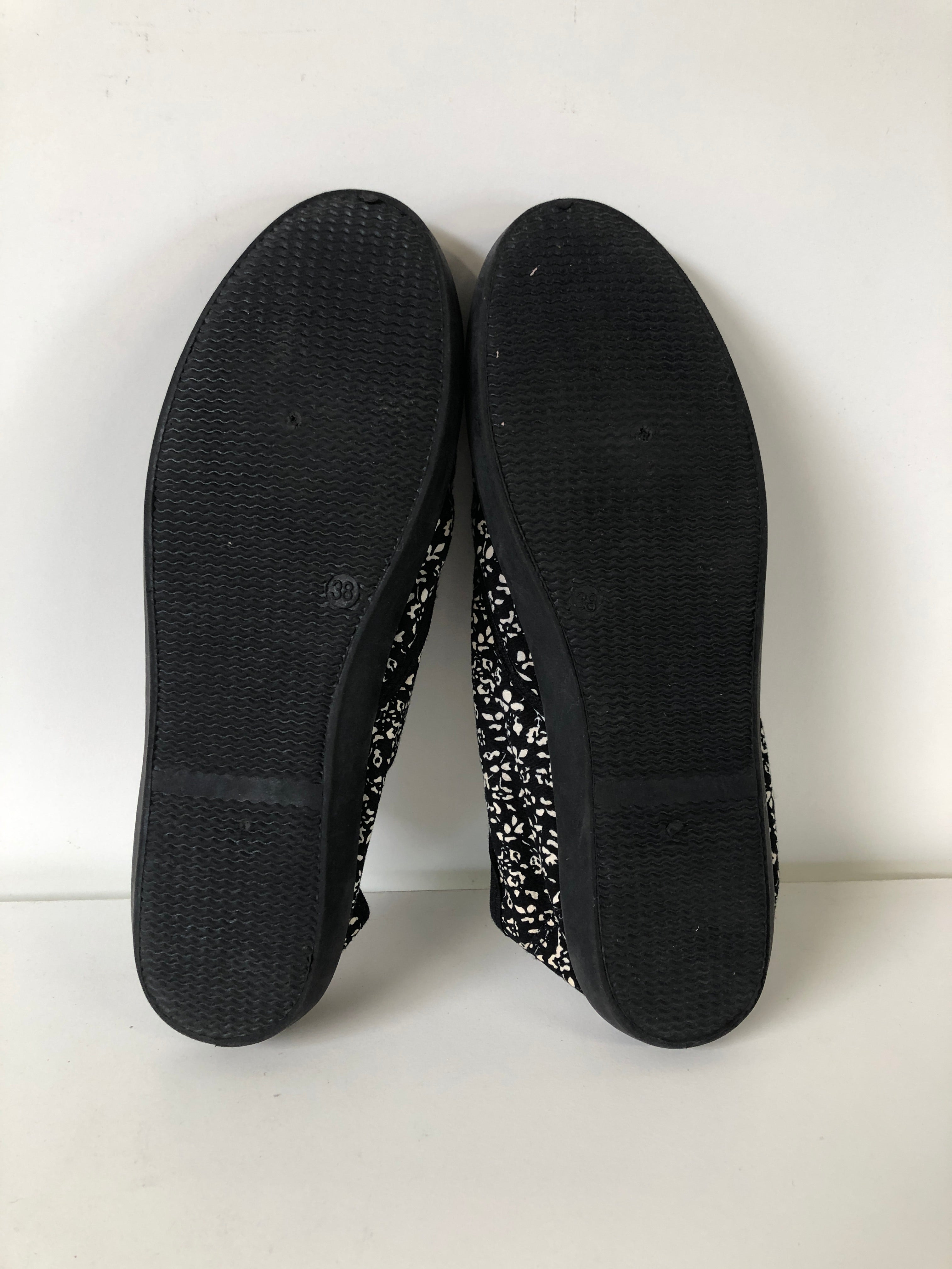 VRS Sneakers